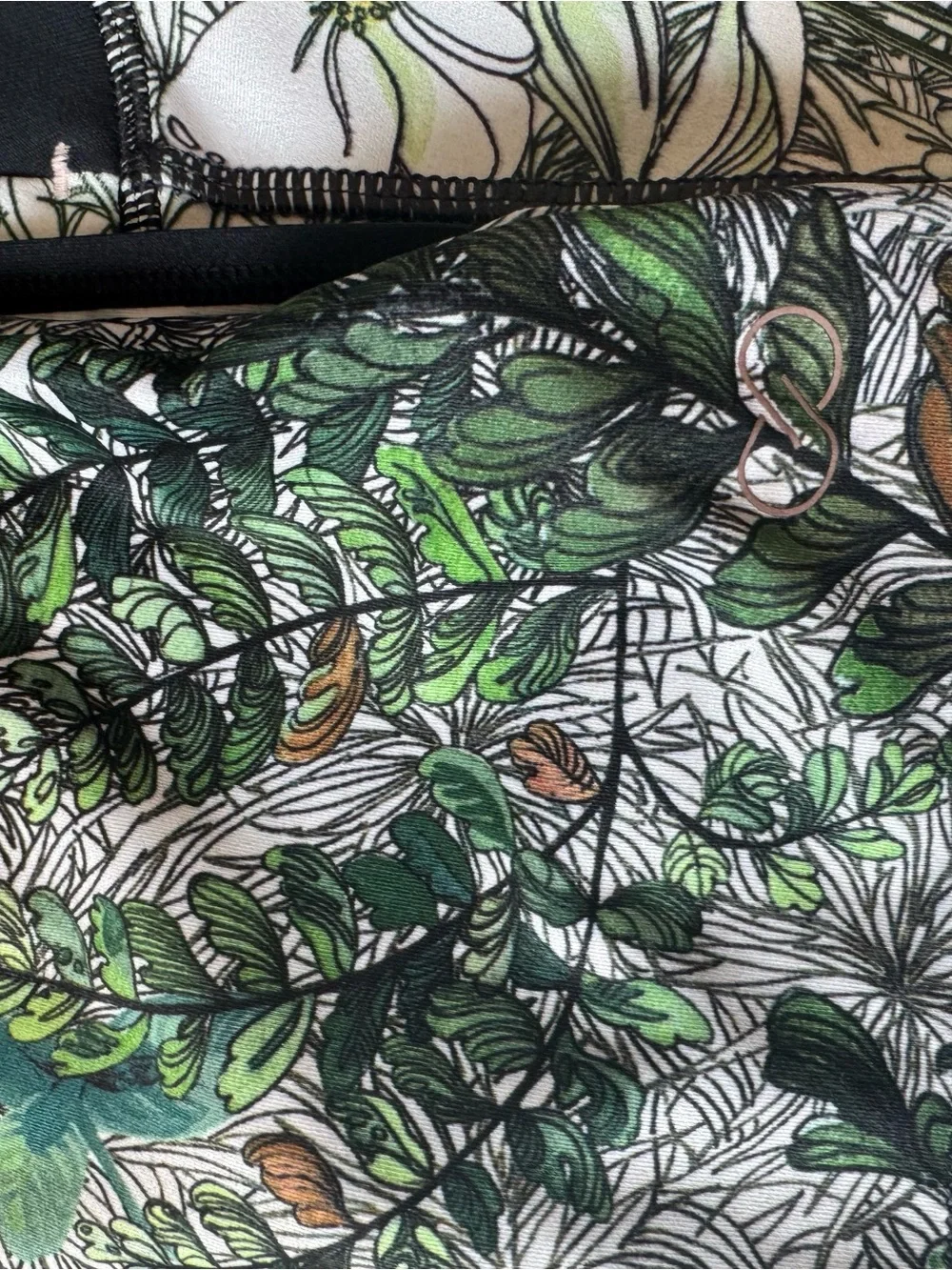 CALIA by Carrie Underwood Black and Green Leaf Print Active Set